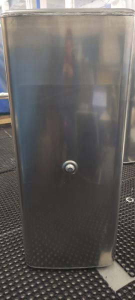 Алюминиевый бензобак 600л. МАН (№ 742019)