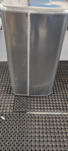 Алюминиевый топливный бак 400л. Фланец маз (№ 741661)